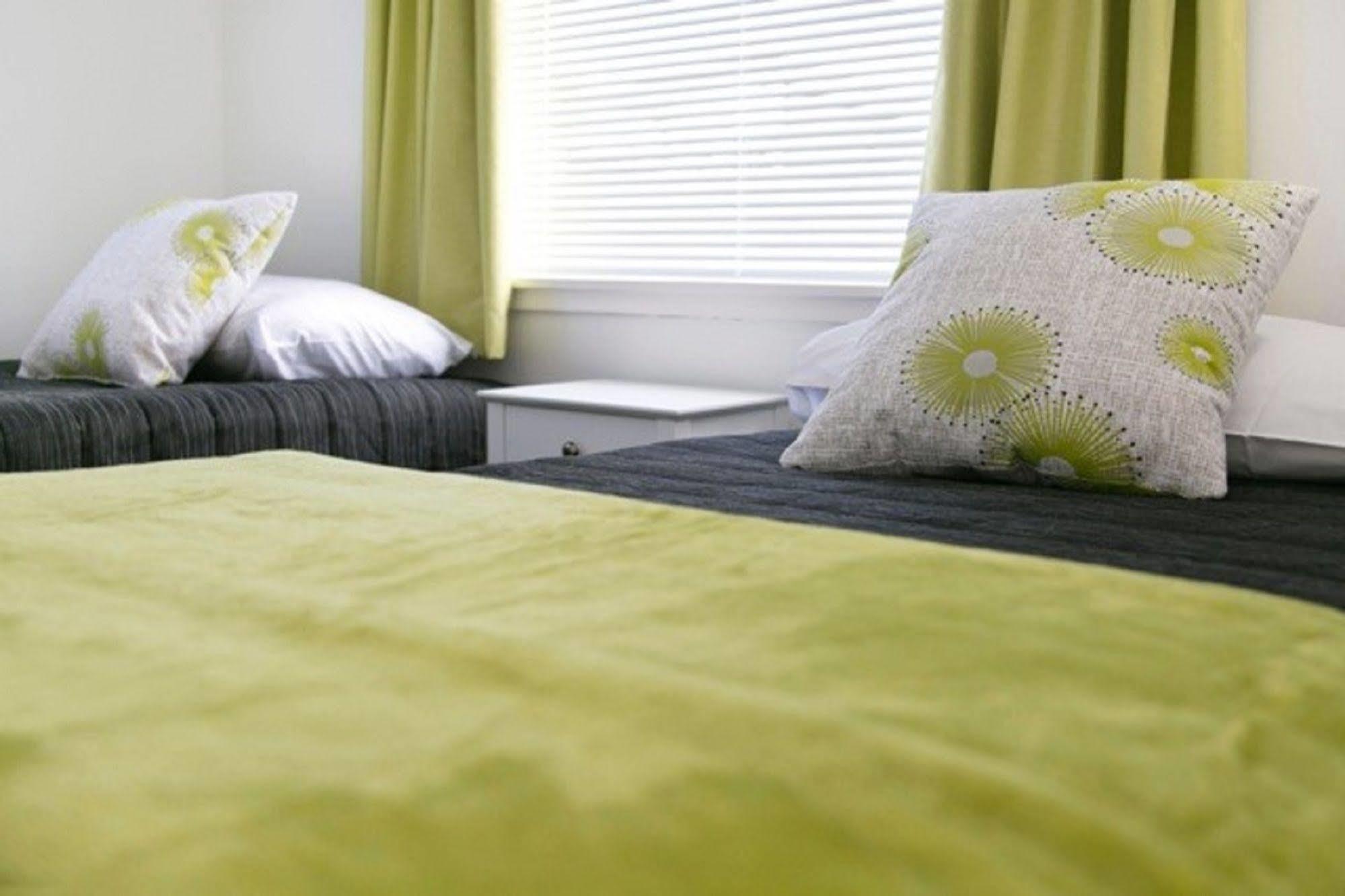 Little Haven Motel Таупо Екстериор снимка